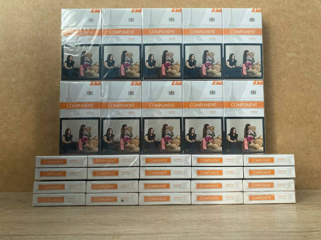 Compliment 1 Super Slims 1 Compliment 1 Super Slims